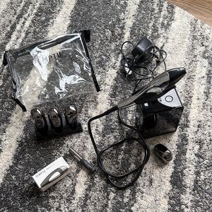 Temptu 2.0 airbrush makeup system includes airbrush, compressor, new bronzer